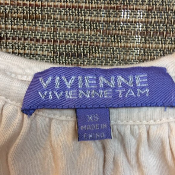 Vivienne Tam summer top. - Picture 2 of 3